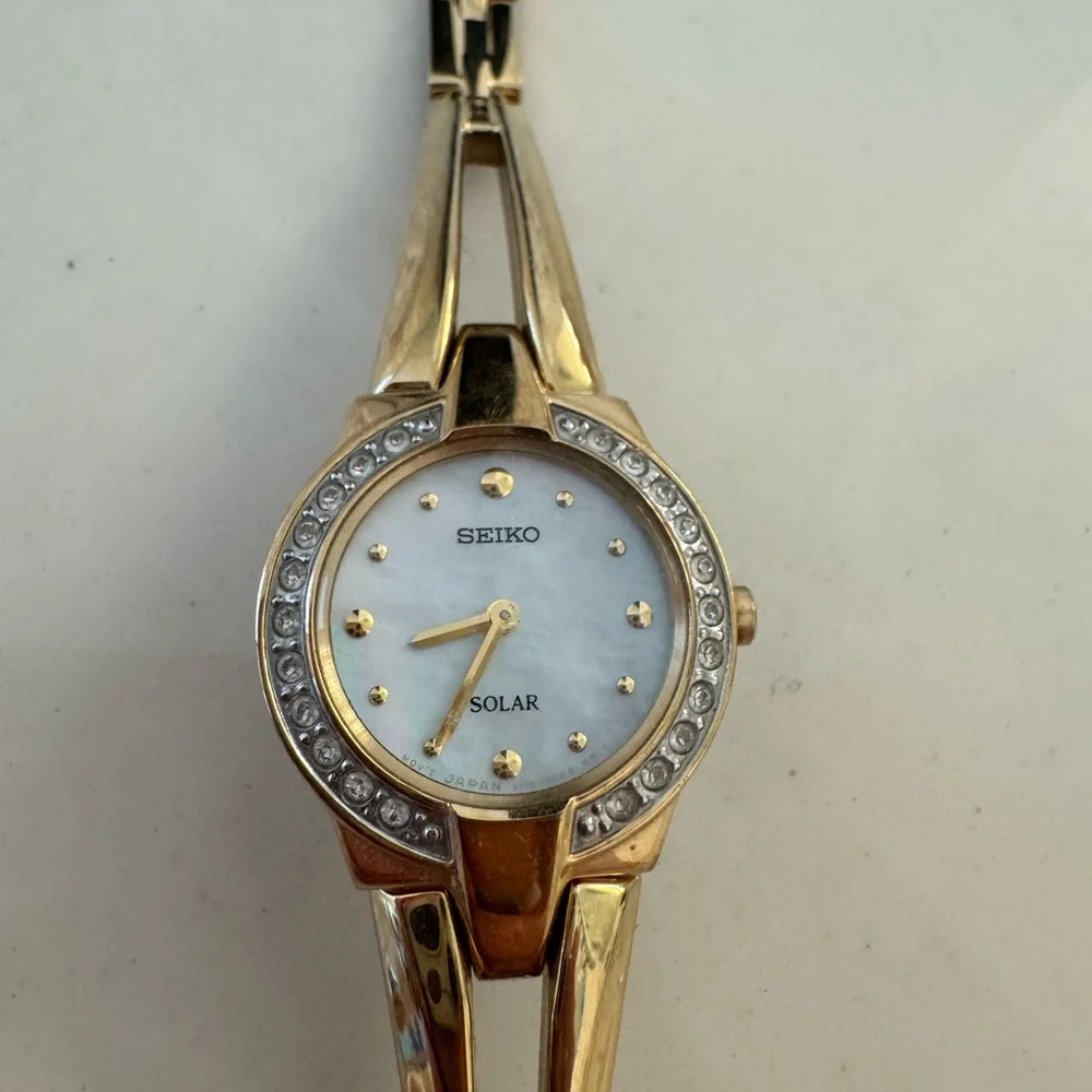 Seiko Gold Tone Women's Bracelet Watch with White Dial